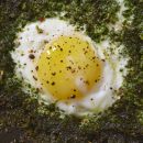 Uova al pesto: la nuova colazione preferita di TikTok