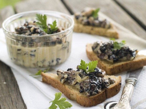 Crostini ai funghi