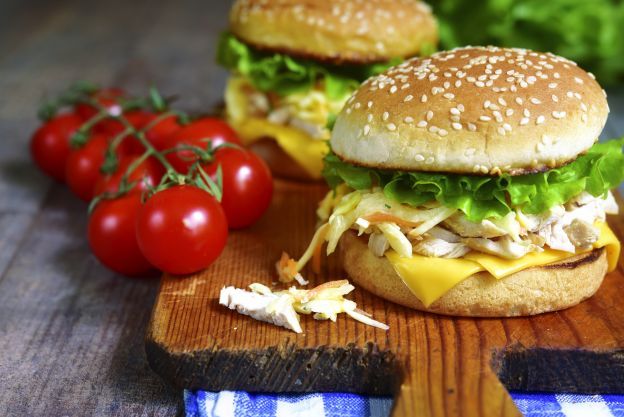 7. Burger di pollo