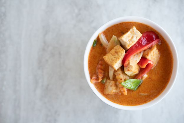 Curry rosso con tofu