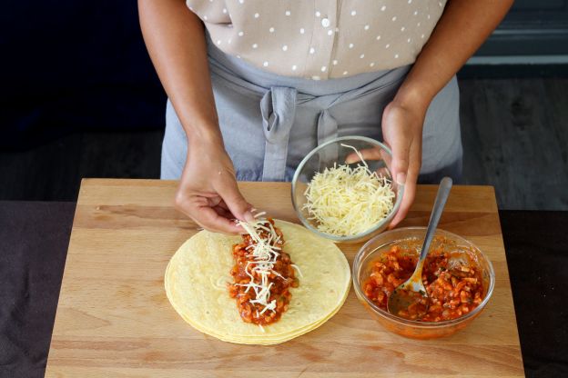 Preparazione delle enchilada