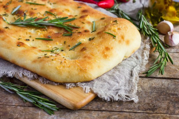 Focaccia al rosmarino