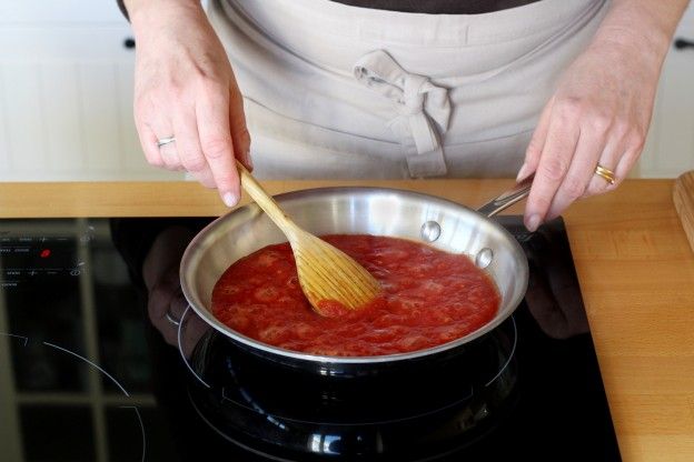 Preparare una salsa al pomodoro perfetta