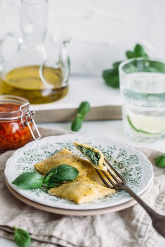 6. Ravioli ricotta e spinaci