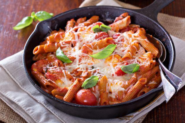 Pasta con salamino piccante