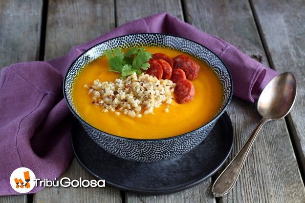 Vellutata di zucca con quinoa e salame piccante