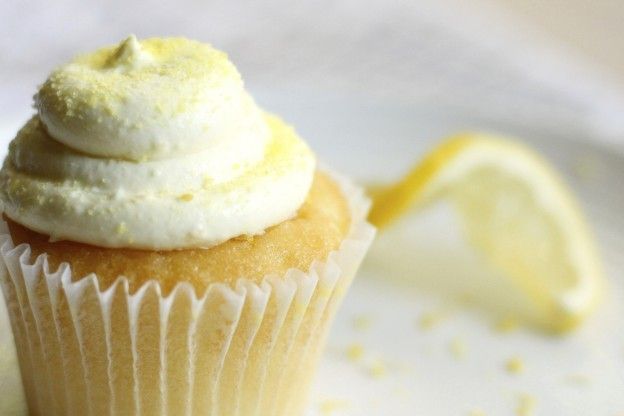 CUPCAKES CON FROSTING ALLA RICOTTA