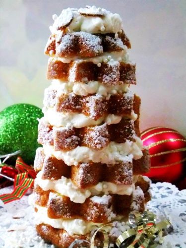 Albero di pandoro farcito