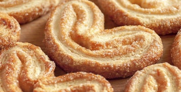 Ventagli dolci con pasta sfoglia senza uova