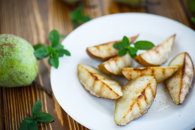 Pere al forno con menta