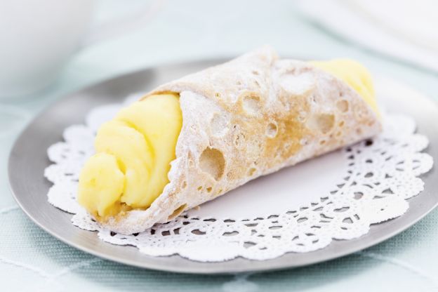 CANNOLI AL LIMONE