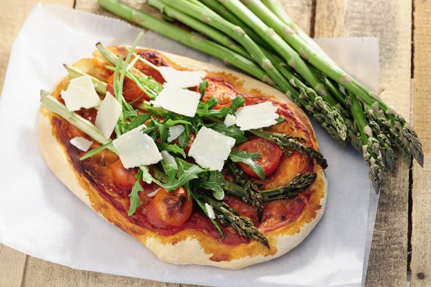 Pizza agli asparagi