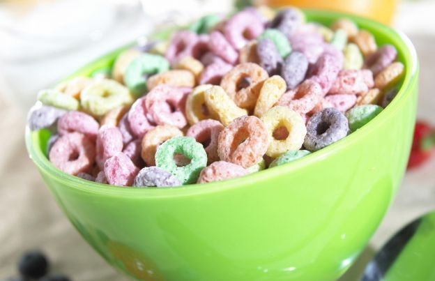 BLACK LIST: cereali con coloranti e zuccheri aggiunti