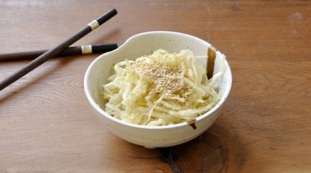 Insalata di cavolo cappuccio alla giapponese