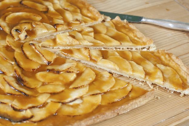 Crostata con mele e dulce de leche