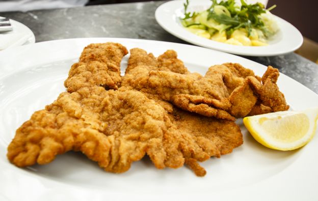 Cotoletta viennese (schnitzel)