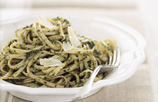 4. Linguine al pesto fresco