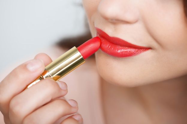 fai durare il rossetto più a lungo