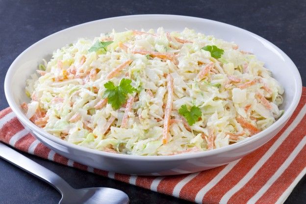 Coleslaw: insalata di cavolo e carote