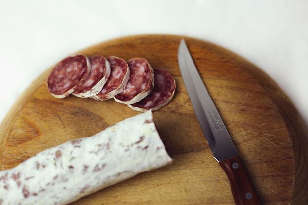 Alimenti che NON fanno bene - 1. Salame