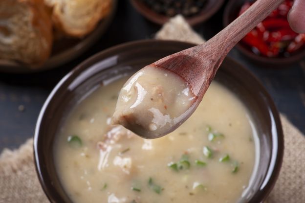 Zuppa di pollo e tapioca