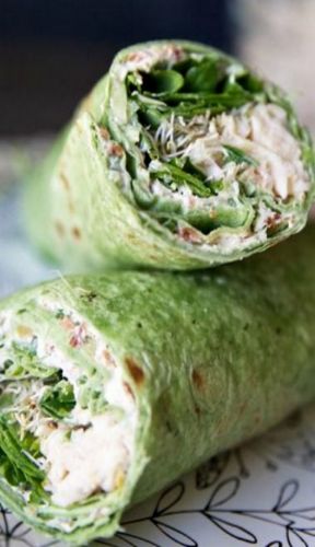 Wrap di pollo e spinaci