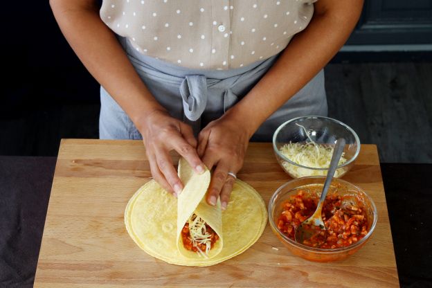 Preparazione delle enchilada