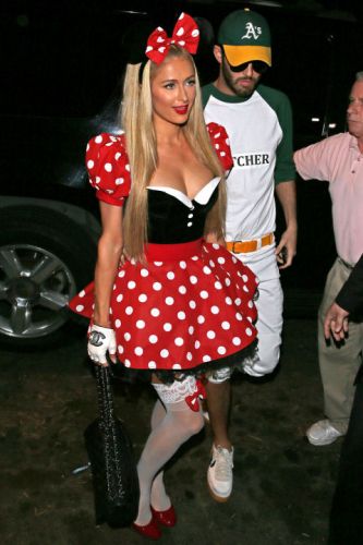 Paris Hilton vestita da Minnie