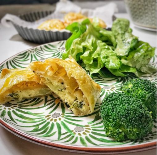 Gnocchi di pasta sfoglia ripieni di broccoli