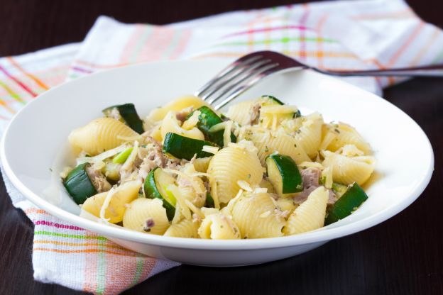 Insalata di pasta con zucchine