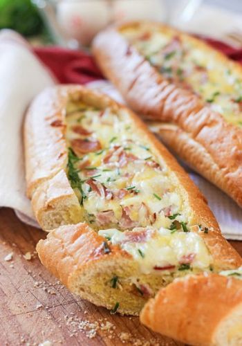 Baguette con ripieno d'uovo