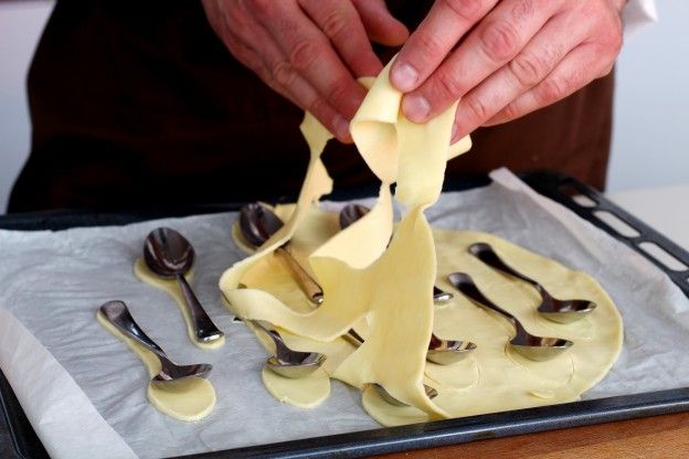 I cucchiaini di pasta sfoglia