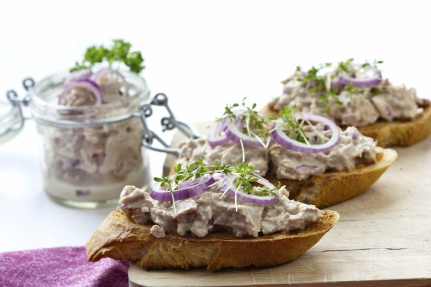 Bruschette tonno e cipolla