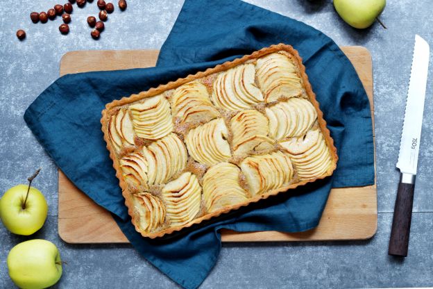 Torta di mele moderna