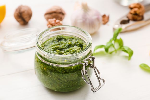 Pesto di noci invernale