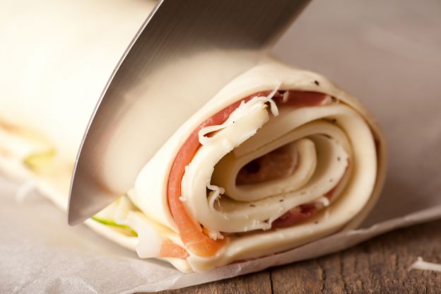 Rotolo di salumi e formaggio