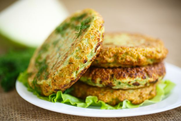 2. Hamburger di quinoa e zucchine (con spolverata di Parmigiano)