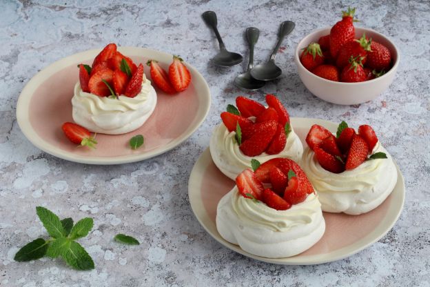 Mini pavlova alle fragole