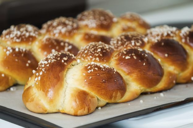 Brioche intrecciata