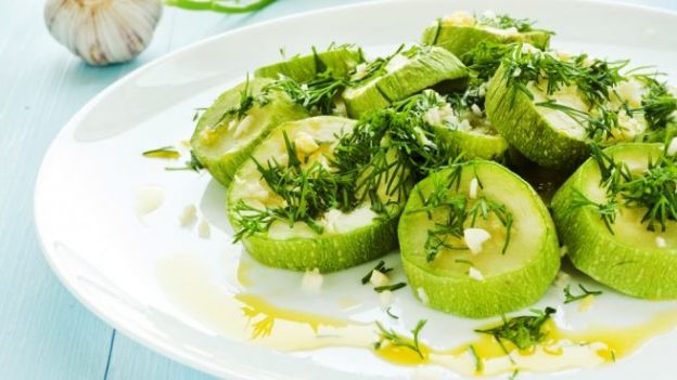 Zucchine al vapore al microonde