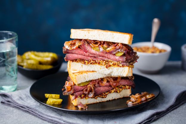 Pastrami sandwich