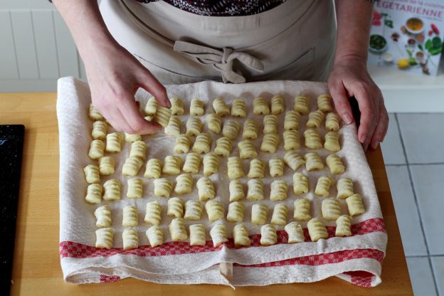 Preparazione degli gnocchi