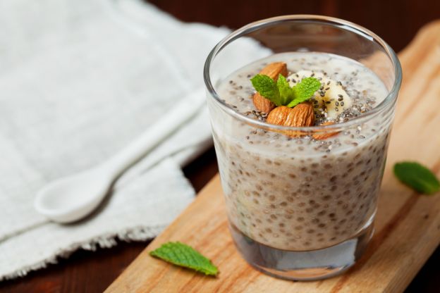 Pudding ai semi di Chia, banana e cacao