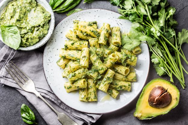 Pasta formaggio e avocado