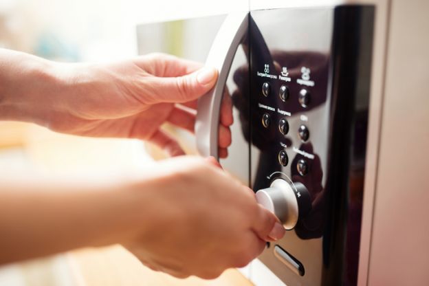 Per evitare che il cibo si secchi in microonde