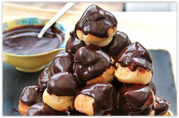 Profiteroles (Francia)