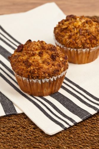 Muffins alle pesche e cereali