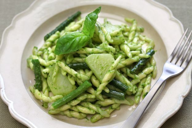 24. trofie con fagiolini, pesto e patate