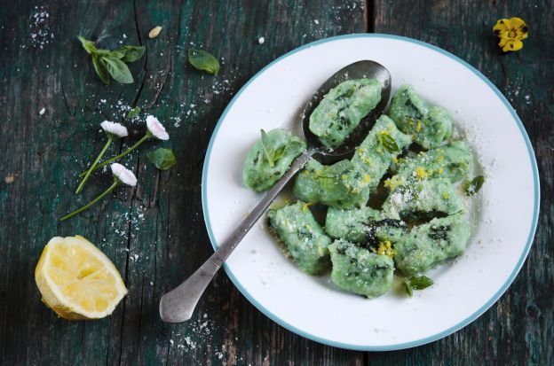 Gnocchi verdi di pane