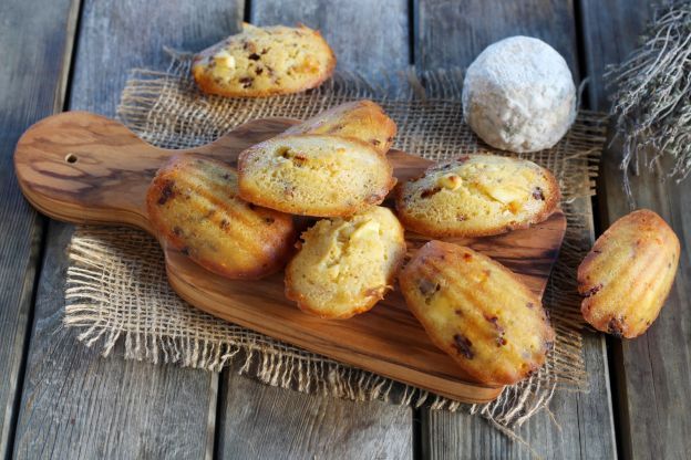 7. Madeleine salate al caprino, pomodori secchi e timo